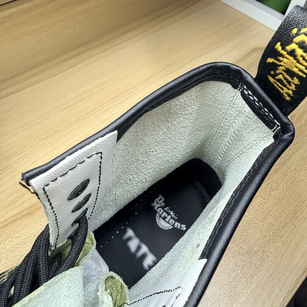 Rare Dr. Martens Tate Museum William Blake Satan 1460 Combat Boots US:M6 W7‎ - Picture 8 of 10